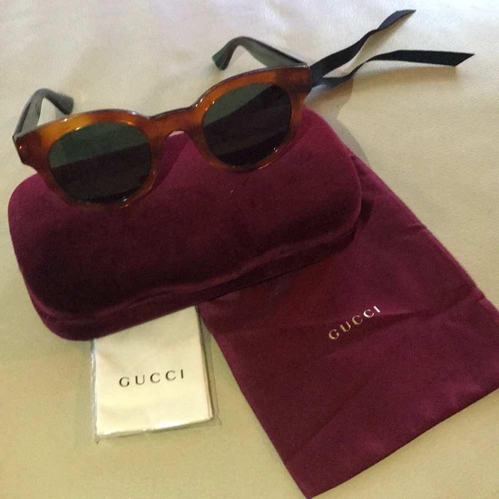 —SOLD— GUCCI sunglasses